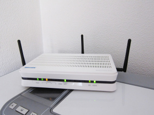 router-300x225 Aktualizacja firmware routera. Jak zaktualizować oprogramowanie routera ?